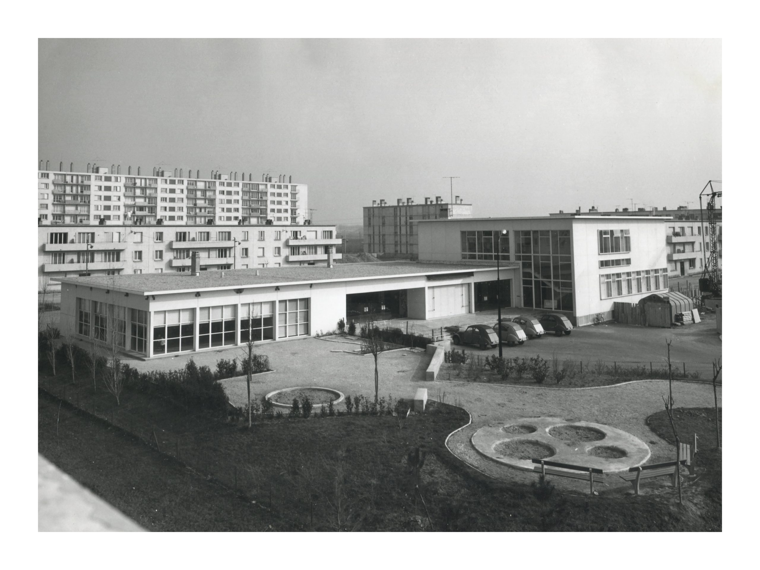 Romans, quartier de la Monnaie : le centre social, 1970